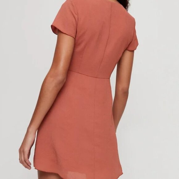 Aritzia Wilfred Nazaire Button Down Flutter Sleeve V-Neck Dress Moroccan Spice 4 - Picture 2 of 7